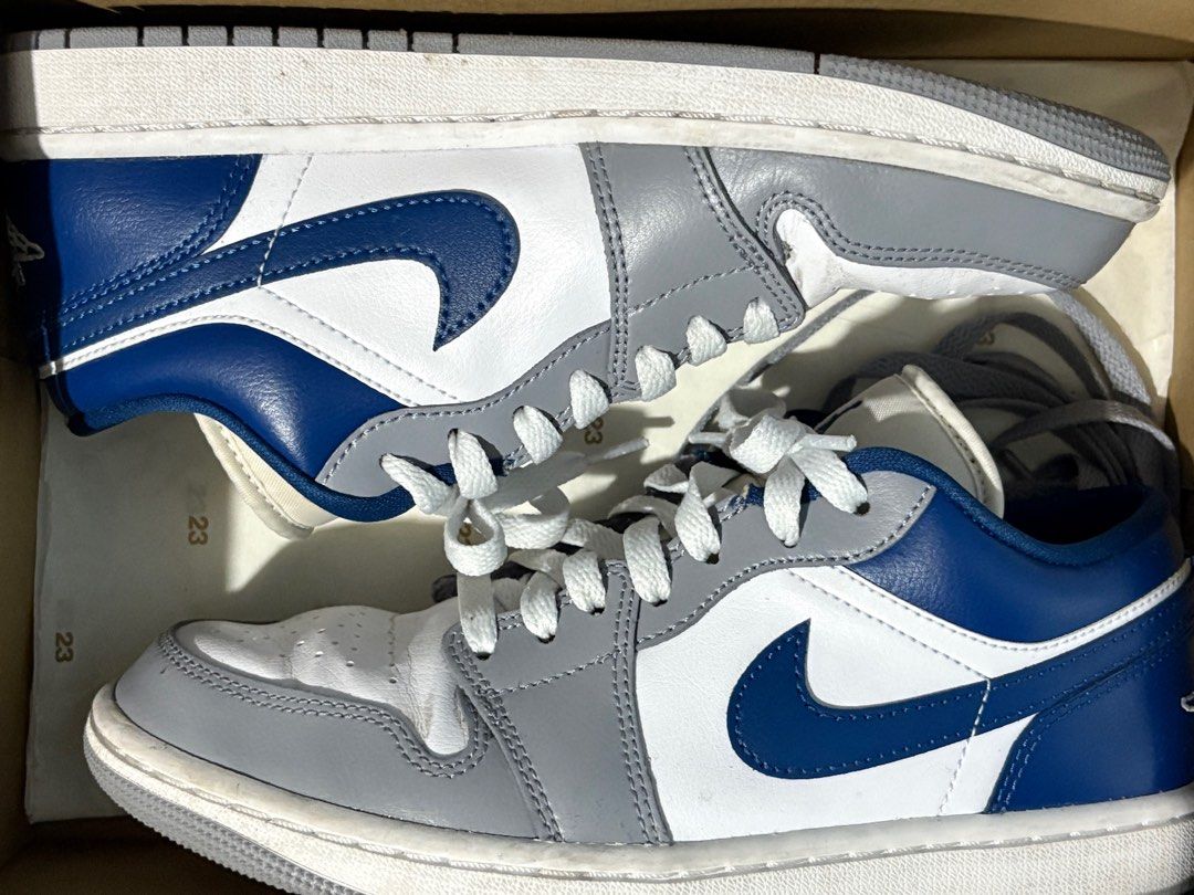 Jordan 1 Low Blue Elephant / New York (Category: Sneakers) located in Las Pinas. Submitted by apoutletph (Listing ID 1376301003, Image 2). Description: Size: 7.5W / 6M free extra white laces box 💯 intact.