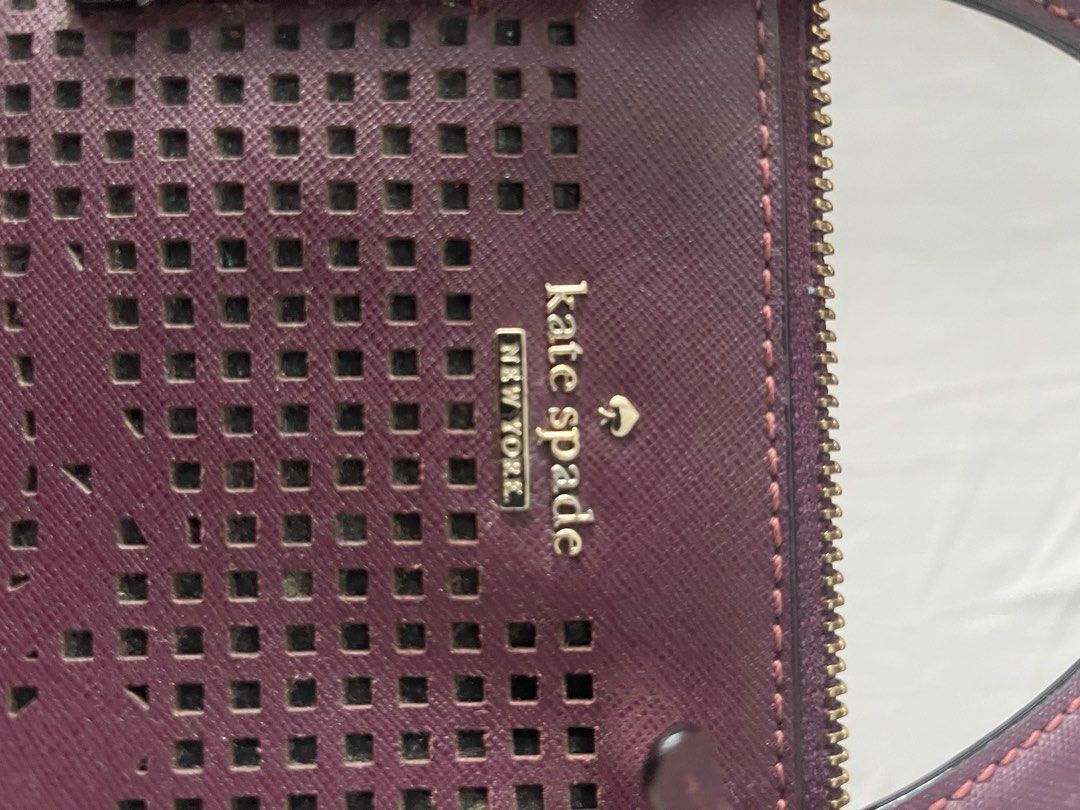 Kate Spade Hand/ Shoulder Bag (Category: Shoulder Bags) located in Santa Rosa. Submitted by laispreloved (Listing ID 1376223234, Image 1). Description: pm for details.