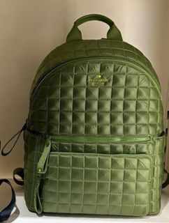 (Category: ) located in . Submitted by newwardrobe888 (Listing ID 1376220116, Image 1). Description: .