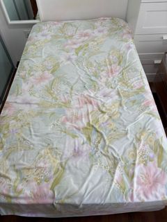 (Category: ) located in . Submitted by esyned (Listing ID 1376303412, Image 1). Description: .