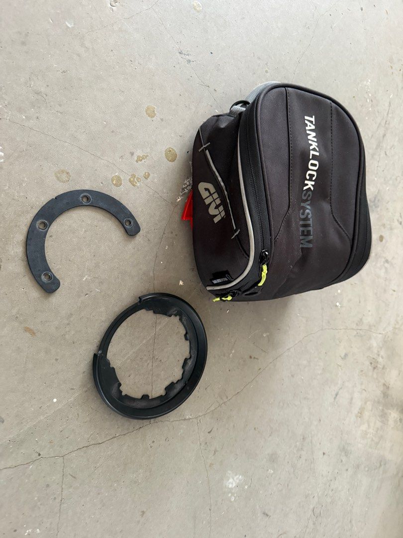 KTM ADVENTURE 1190 parts (Category: Motorcycle Accessories) located in Singapore. Submitted by ismailrafiqiy (Listing ID 1376310208, Image 3). Description: KTM ADVENTURE 1190 stock windshield (ori ktm) - $30(SOLD) headlight protection (powerparts) - $60 givi tank bag w/ mount - $30(SOLD) ram mount mirrors (ori RAM) - $40(SOLD) Stock Seat fits 1090,1290 (like new) - $300 negotiable until let go! tags ktm adventure 1190 1290 super adventure 1090 su