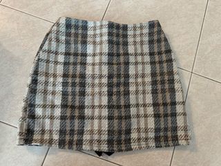 (Category: ) located in . Submitted by Charcat.Closet (Listing ID 1376258412, Image 1). Description: .