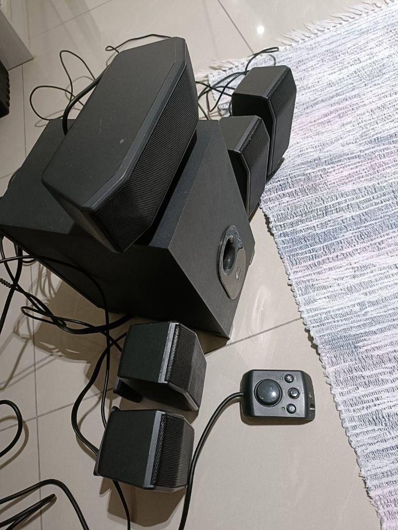 由 0906399579w (刊登 ID 1376386440，圖片 3) 提交，位於 桃園市 (Taoyuan) 的 LOGITECH有線音響劇院環繞音效音箱6件 (類別：其他音響配件及設備)，說明：有問必答 喜歡價可議。