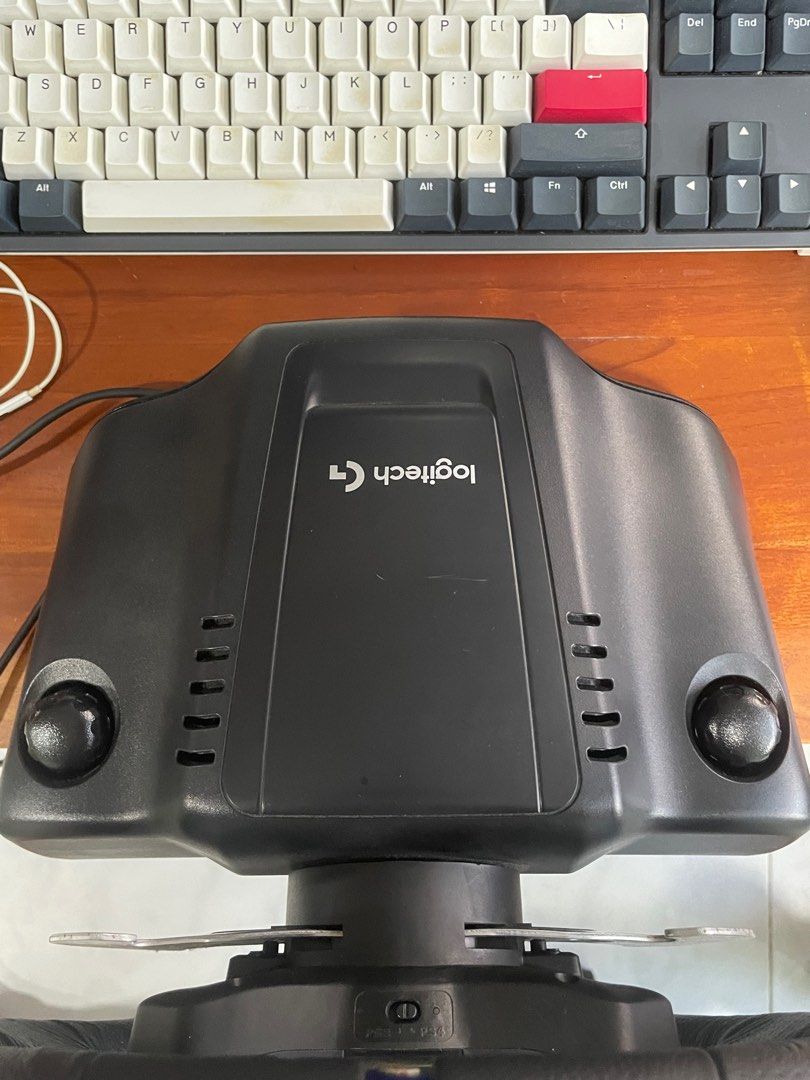 Logitech G29 Driving Force Race Wheel with Pedals62863085680385111