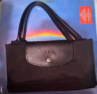（分類：）位於 。 由 t_ere12 提交（商品編號 1376344694，圖片 1）。簡介： 。
