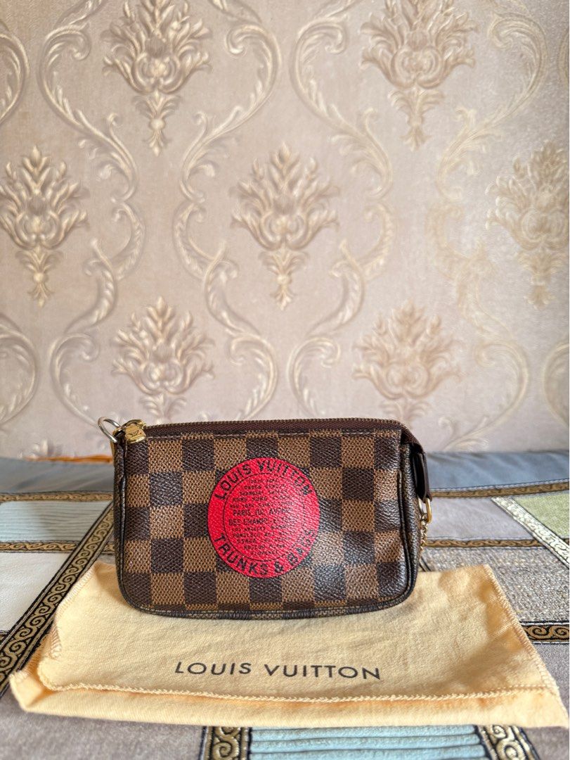 LOUIS VUITTON MINI POCHETTE ACCESSORIES DAMIER EBENE TRUNKS BAGS