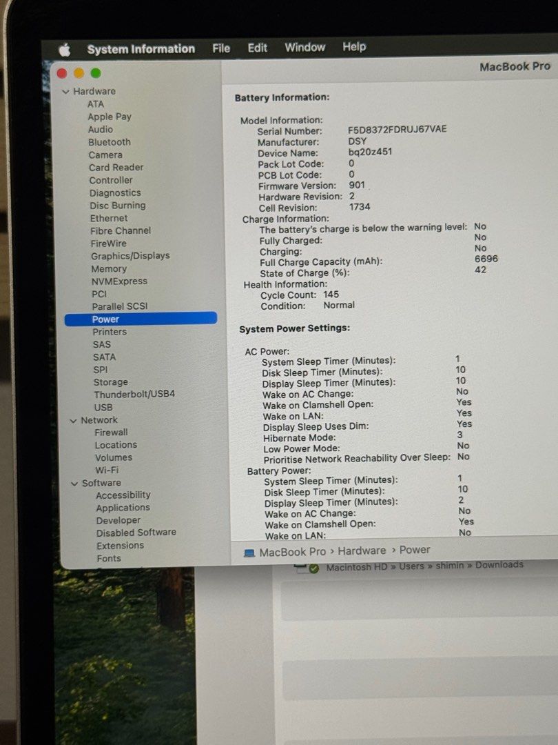 MacBook Pro 15-inch 2018 (Category: Laptops & Notebooks) located in Singapore. Submitted by ultraxbat (Listing ID 1375193349, Image 3). Description: Selling a 15-inch 2018 MacBook Pro with original charger. It has a 2.6 GHz 6-Core Intel Core i7 processor, Intel UHD Graphics 630, 16GB of RAM and 512GB SSD storage. macOS Sequoia Version 15.1.1 is installed. The laptop shows minor cosmetic wear on one corner as shown. Attached receipt, previously bo