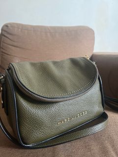 (Kategori: ) berada di . Dikirim oleh putriyusma (ID iklan 1376223163, Gambar 1). Deskripsi: .