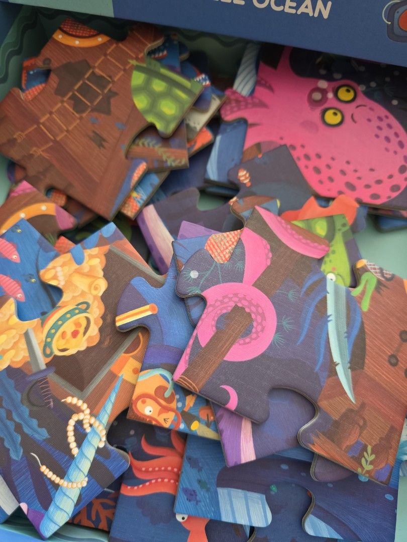 Mideer secret ocean puzzle (Category: Infant Playtime) located in Singapore. Submitted by dannie.t (Listing ID 1376271028, Image 3). Description: Not played much hence still very new.