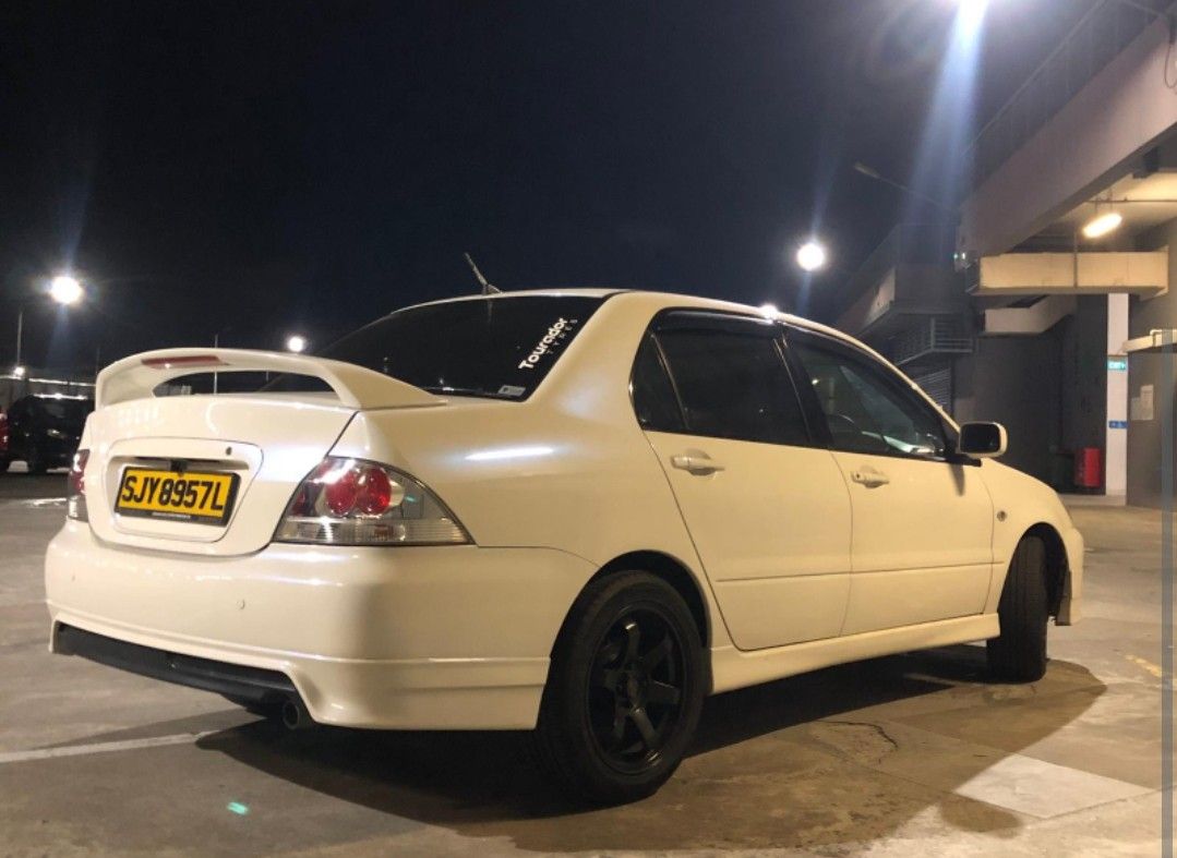 Mitsubishi Lancer car rental62887424677506112