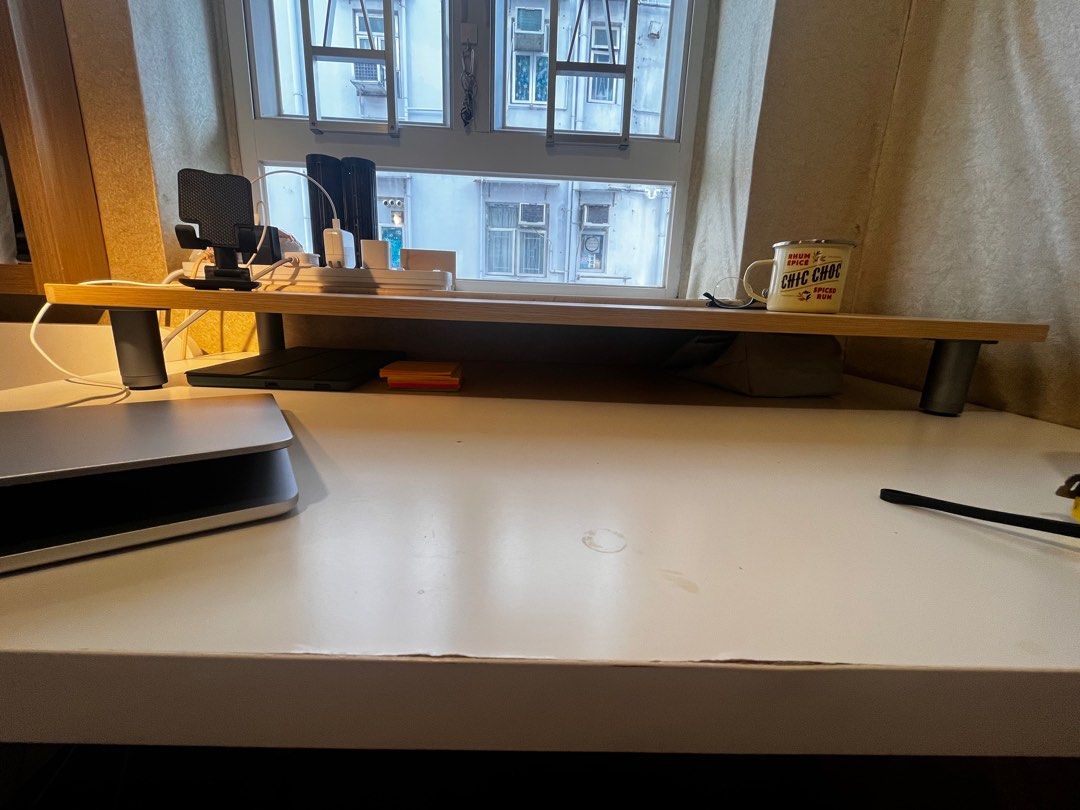 Monitor riser （分類：其他家居傢俬）位於 Hong Kong。 由 rinc_ 提交（商品編號 1376294648，圖片 2）。簡介： Custom monitor riser, sturdy, wood accent, perfect for a clean desk。