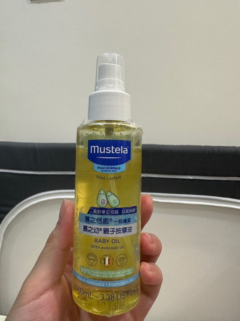 由 zoechenshop (刊登 ID 1376356361，圖片 1) 提交，位於 台北市 (Taipei) 的 慕之恬廊mustela 親子按摩油頭皮護理膏唇頰修護膏 (類別：清潔用品)，說明：。