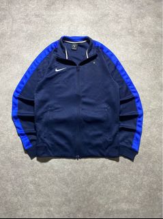 (Kategori: ) berada di . Dikirim oleh mamulo_stuff (ID iklan 1376419174, Gambar 1). Deskripsi: .