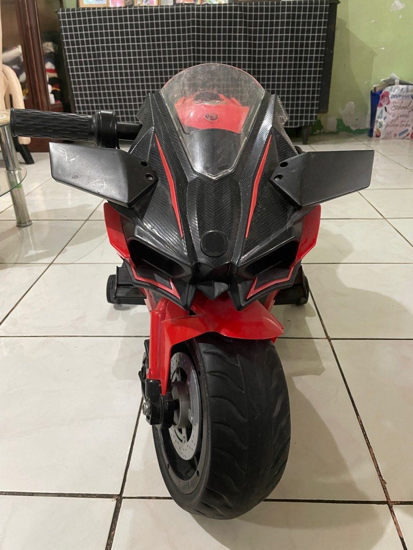 ninja motorbike toy (Category: Kids Toys) located in Marikina City. Submitted by chestmaester708 (Listing ID 1376302310, Image 2). Description: selling my daughters motorbike toy.. bought this last december 2024 gift but di masyado nagamit..used but not abused. comes with charger.