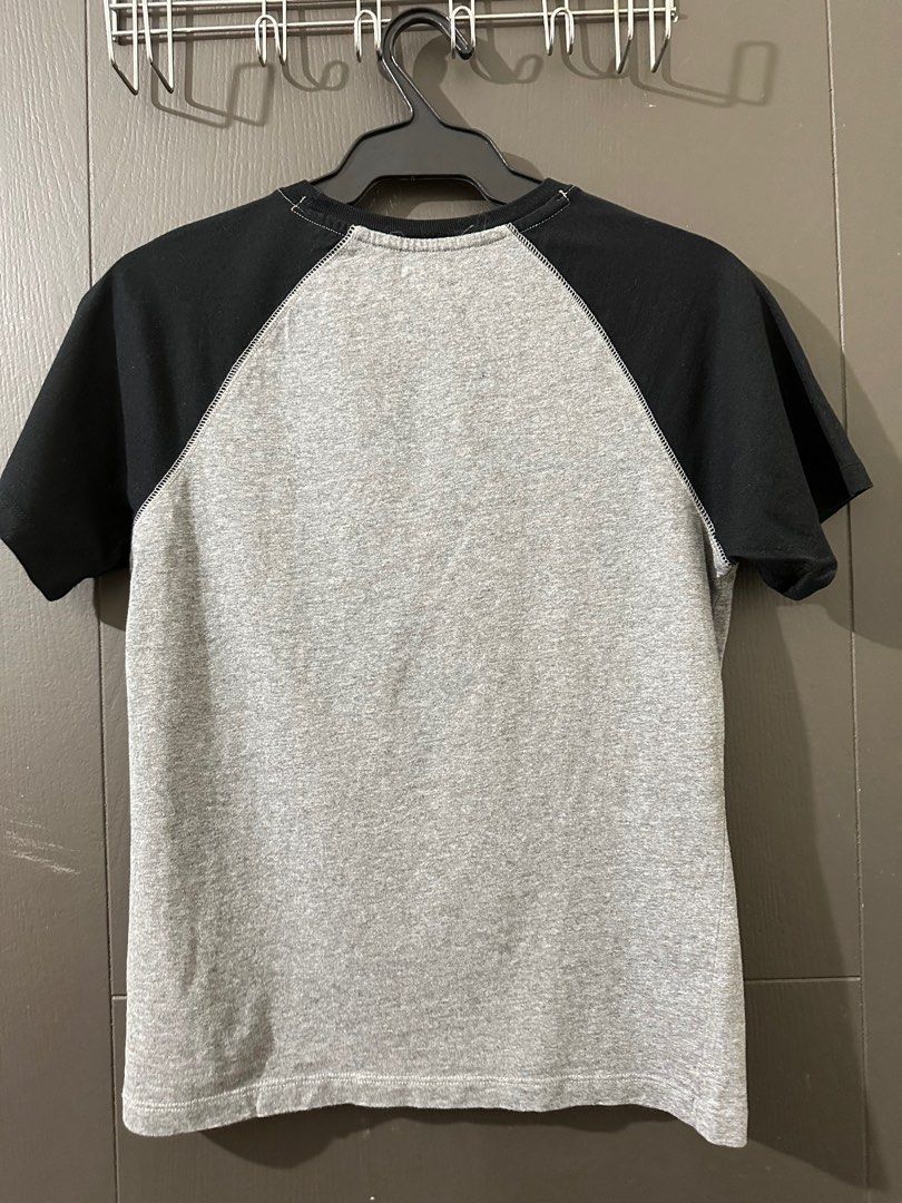 Old Navy Gray Shirt (Category: Babies & Kids Fashion) located in Paranaque City. Submitted by decluttermatters (Listing ID 1376412070, Image 2). Description: From 🇺🇸 Worn very few times Size is 10-12 ✅ For used items, kindly manage your expectations. If you are meticulous with used clothings, I highly suggest you bid on new or excellent used condition items to save us both time and hassle. Thanks! ✅ Actual color may differ due to lighting and d