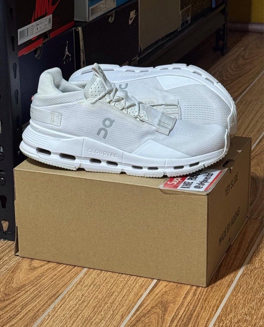 OnCloud Nova 2 All White (Category: Sneakers) located in Mandaluyong City. Submitted by dripunltd (Listing ID 1376370773, Image 1). Description: OnCloud Nova 2 All White Size 9W (7.5Mens) 9/10 Condition Pair Only 4,999.