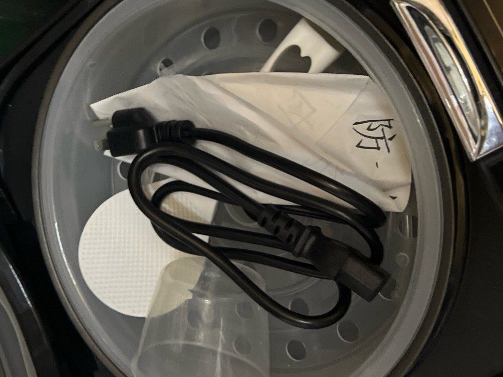 Optimum multicooker (Category: Cookware & Accessories) located in Manila. Submitted by gee0505 (Listing ID 1376290839, Image 3). Description: unused super ganda ng feedback Or swap sa coffee machine Worth 4-5K kahit used basta no isse.