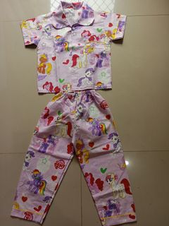 (Kategori: ) berada di . Dikirim oleh prelove_vania (ID iklan 1376411062, Gambar 1). Deskripsi: .
