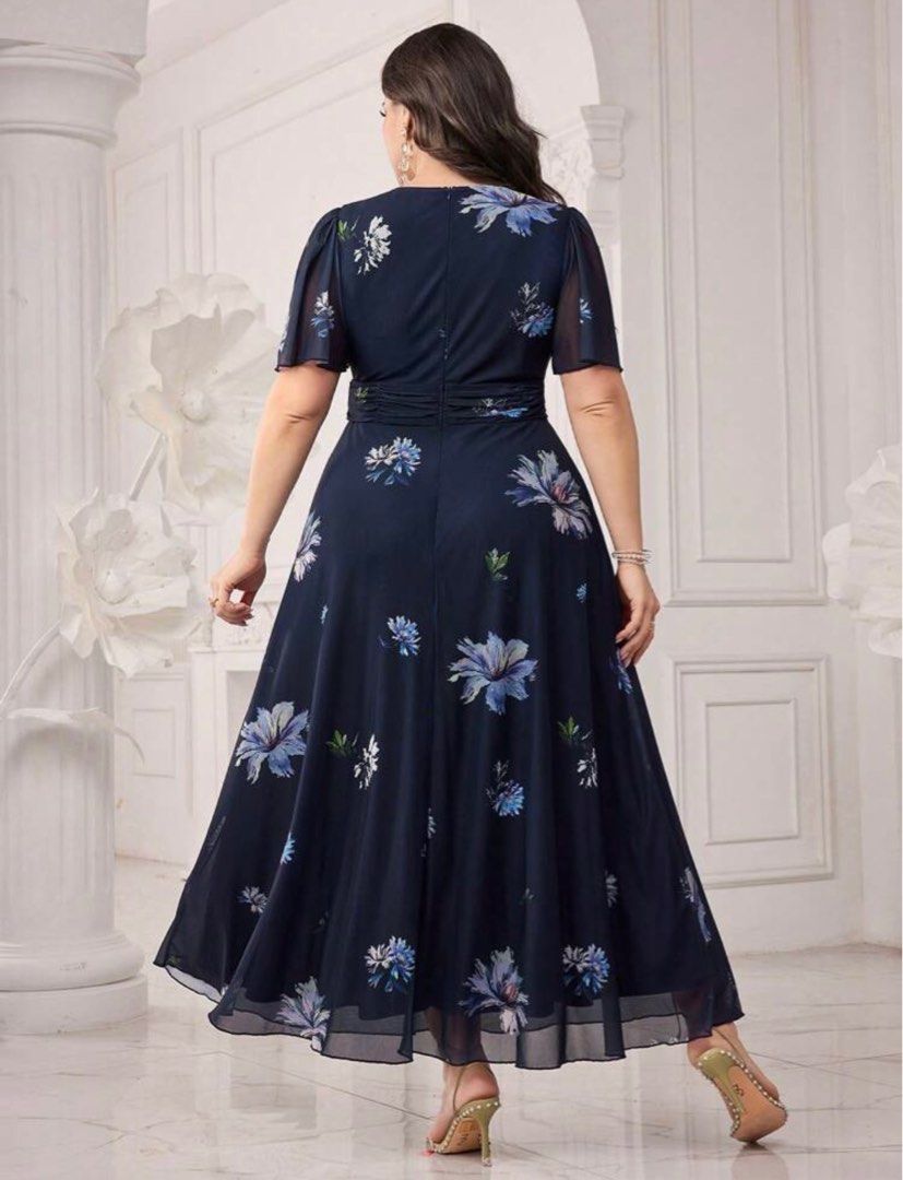 Plus Size Floral Midi Dress (Category: Dresses) located in Pasig City. Submitted by declutteredstudio.mnl (Listing ID 1376226308, Image 2). Description: .