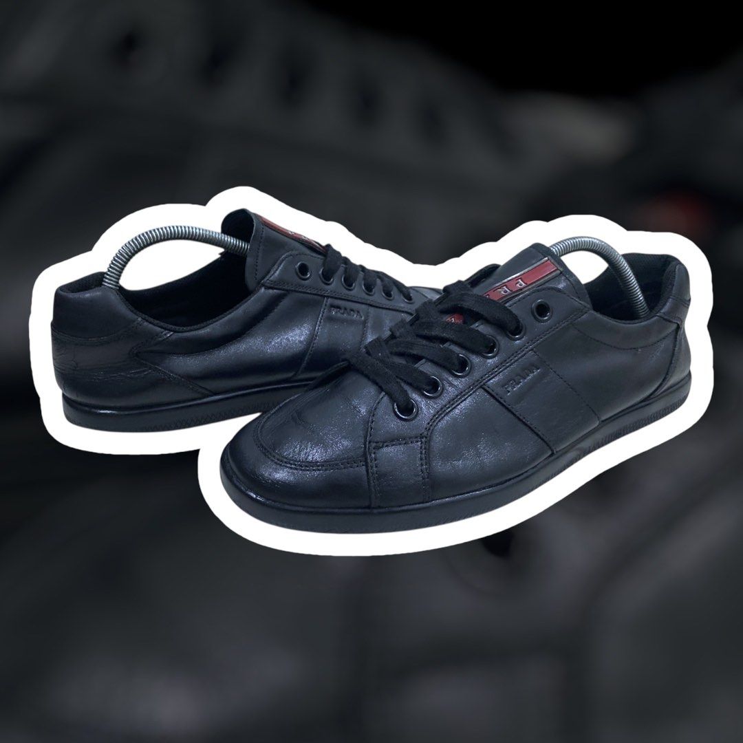 Prada Men's Black Leather Low Top Sneaker Size (setara 43) Second