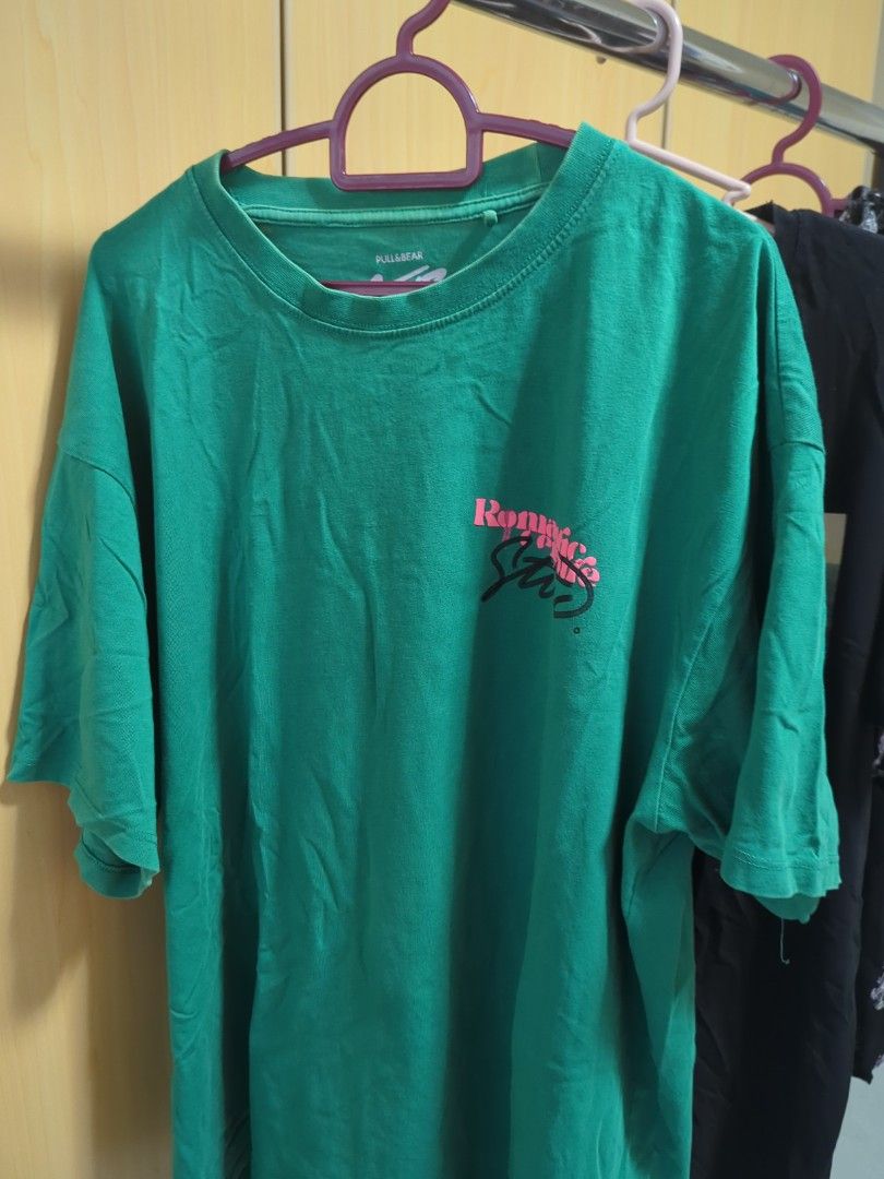 Pull & bear (Category: Tshirts & Polo Shirts) located in Singapore. Submitted by fleabees (Listing ID 1376321920, Image 3). Description: all pull and bear tee 1 size m relaxed fit 2 size L 3 size m 4 resort shirt size L 100% viscose 20 for all #menswear #p&b.