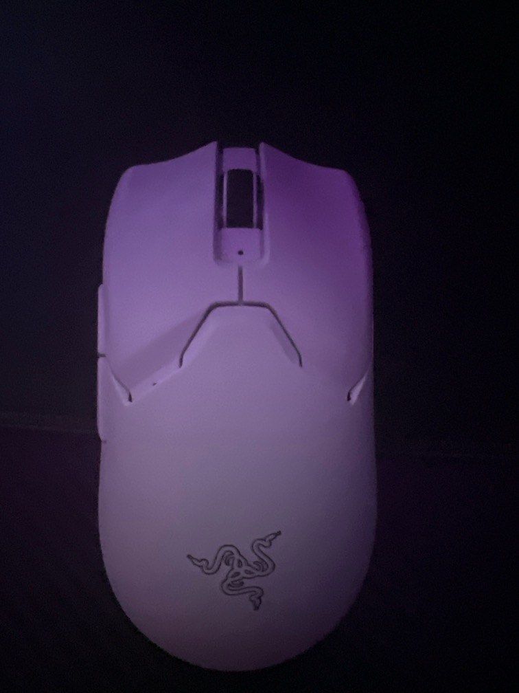 Razer Viper V2 Pro (Category: Mouse & Mousepads) located in Singapore. Submitted by asdfghjkl19 (Listing ID 1376241946, Image 1). Description: Selling a very good condition razer viper v2 pro Condition:10/10, no defects or anything PM for more info WILL DELIVER TO YOU RFS: Upgrading.