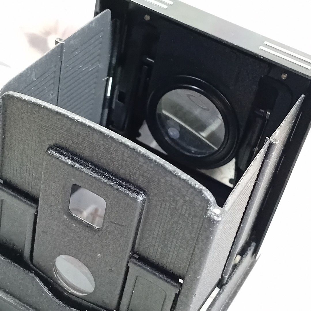 Rolleiflex WLF like new (Category: Cameras) located in Paranaque City. Submitted by vintagepopsicle (Listing ID 1376255079, Image 3). Description: Gcash then we lalamove.