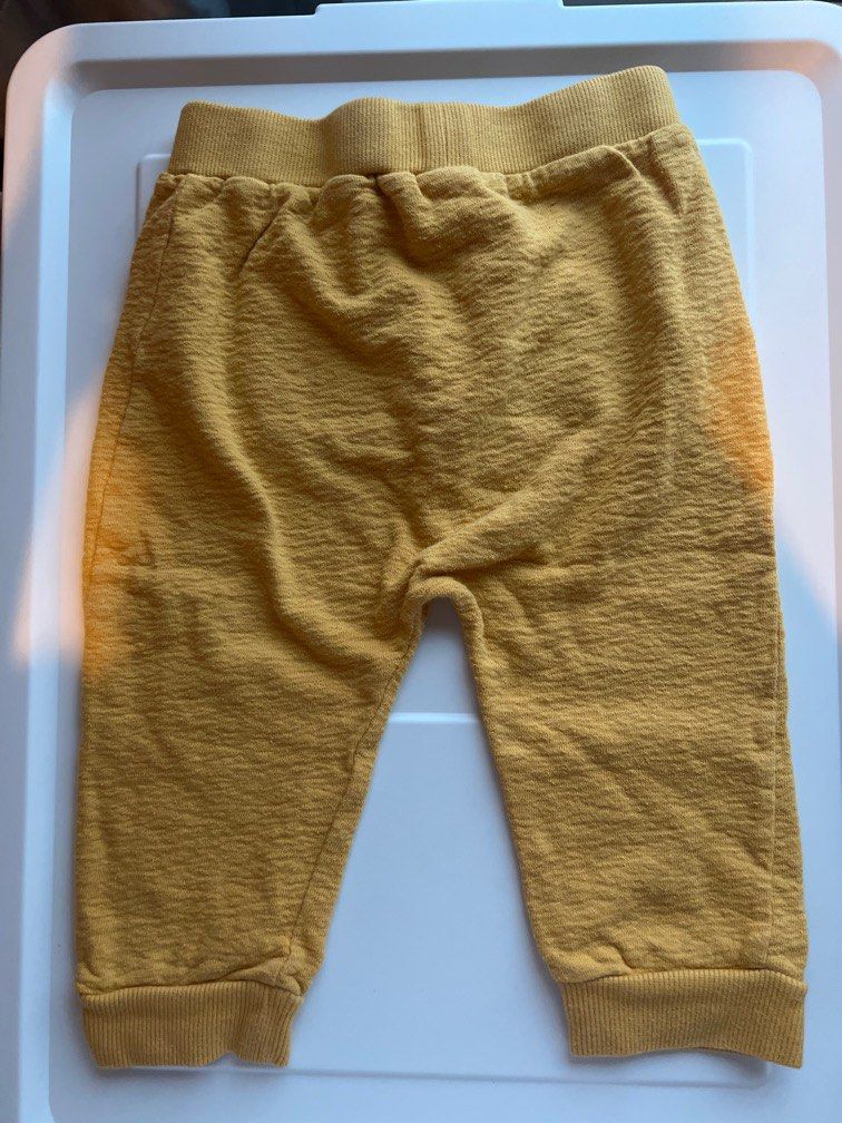 Seed Shorts & Jogger Set Sz 12-18m (Category: Babies & Kids Fashion) located in Makati City. Submitted by cconate (Listing ID 1376329435, Image 2). Description: Jogger & Shorts sold together.