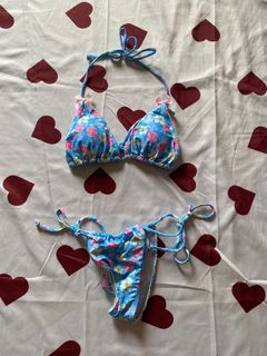 (Category: ) located in . Submitted by sofiesclosetfinds (Listing ID 1376267234, Image 1). Description: .