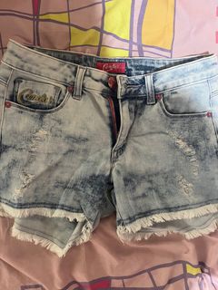 (Category: ) located in . Submitted by declutteritems_ (Listing ID 1376264571, Image 1). Description: .