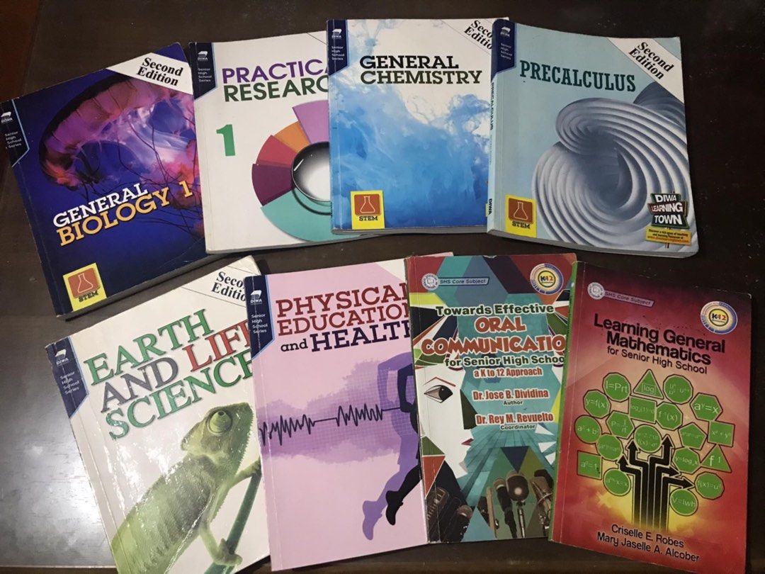 SHS STEM BOOKS (Category: Textbooks) located in Taguig. Submitted by not.so.erin (Listing ID 1376404337, Image 1). Description: 📌STEM BOOKS 📌GOOD AS NEW(highlights only) 📌NEGOTIABLE .