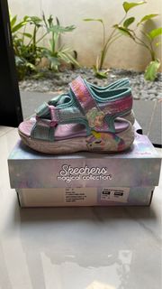 (Kategori: ) berada di . Dikirim oleh thestocks (ID iklan 1376303278, Gambar 1). Deskripsi: .