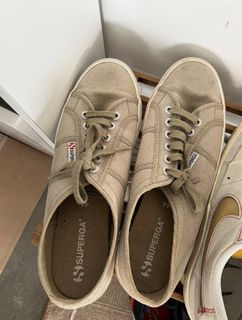 (Category: ) located in . Submitted by nattoconfetto (Listing ID 1376318624, Image 1). Description: .