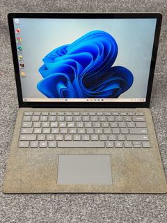 (Category: ) located in . Submitted by laptop.mall (Listing ID 1376366377, Image 1). Description: .