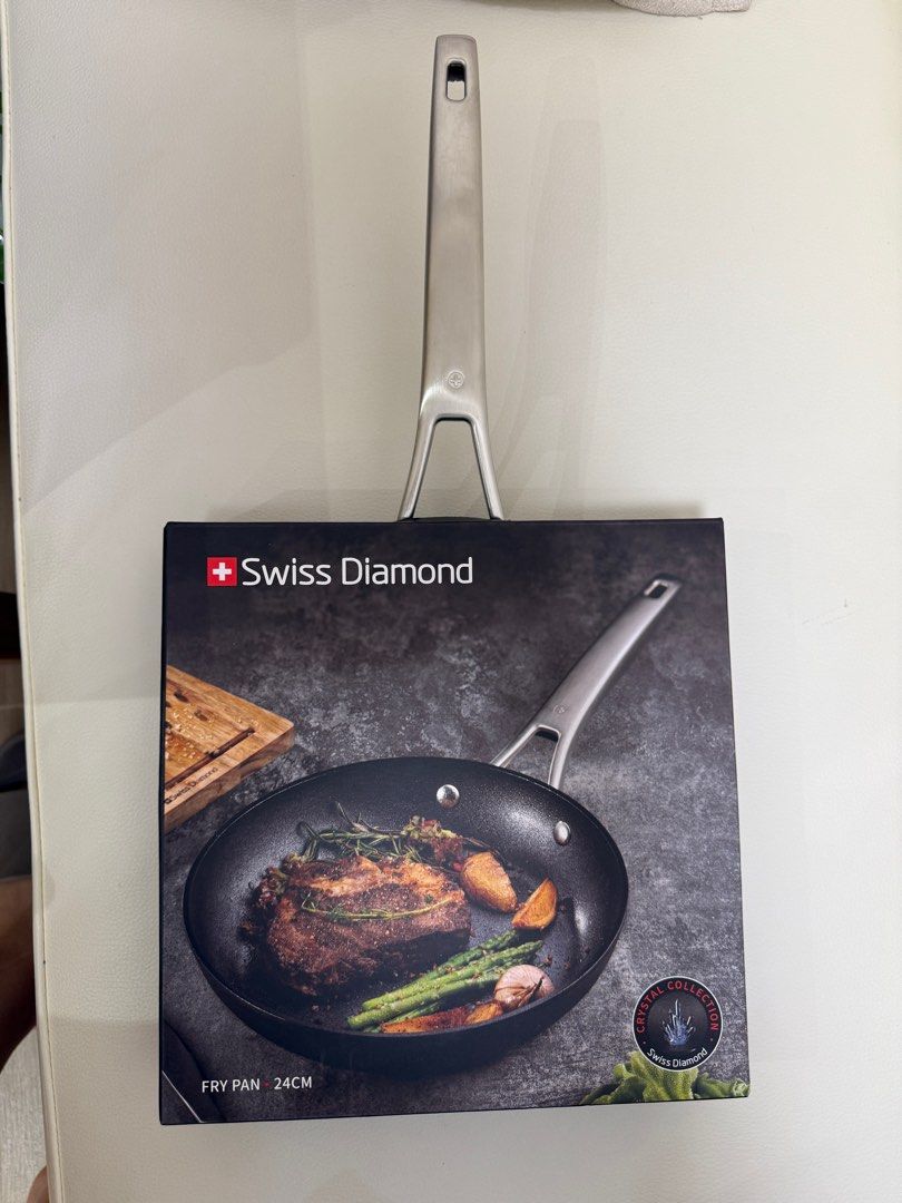 Swiss Diamond 煎炒鍋24cm 水晶不黏系列, 傢俬＆家居, 廚具和