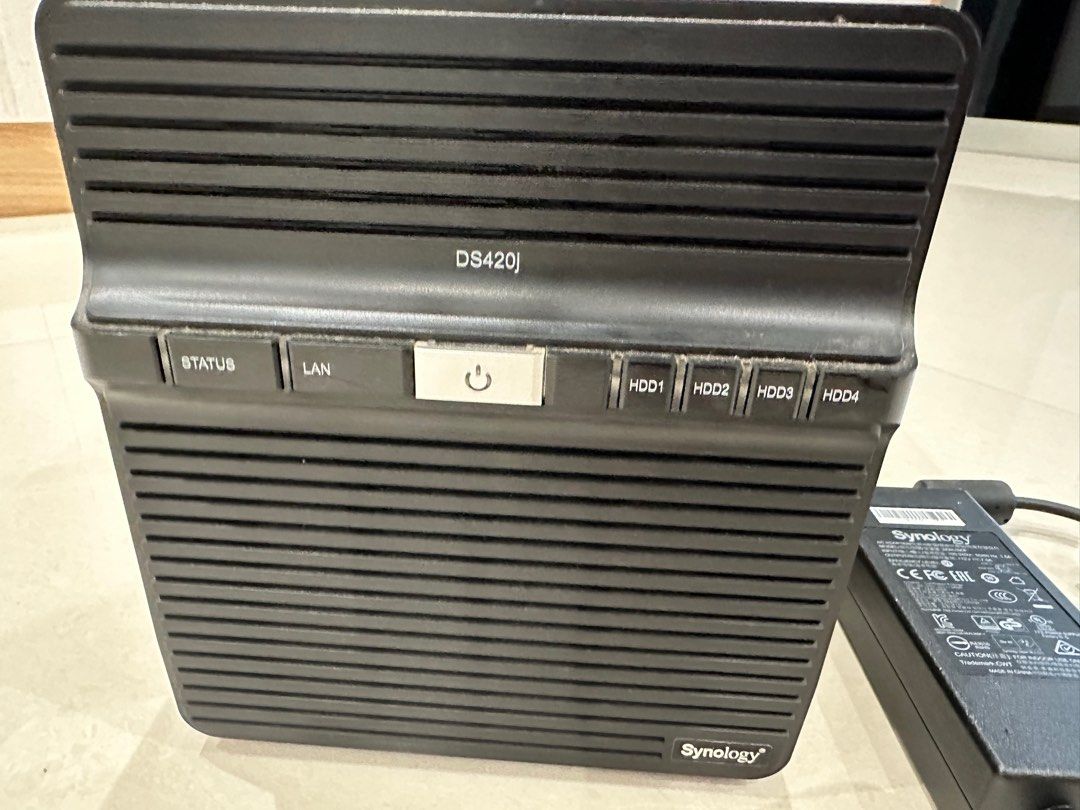 Synology NAS DS420J (Category: Office & Business Technology) located in Singapore. Submitted by kl9888 (Listing ID 1376292460, Image 2). Description: Synology NAS DS420J Sold without HDD.