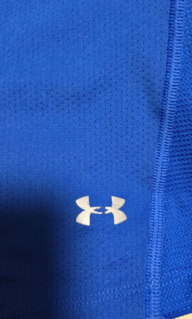 Under Armour Tank Top (Category: Activewear) located in Manila. Submitted by mcemmm (Listing ID 1376330314, Image 3). Description: Mop: Bdo or Gcash only. Delivery via Grab or Lalamove only. Location: Novaliches Q.C.