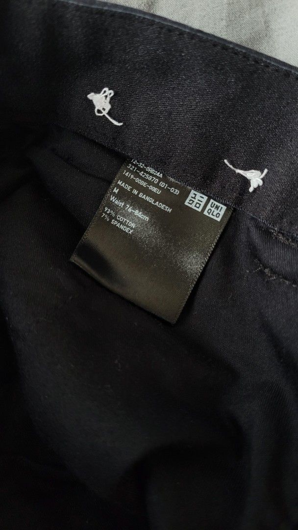 Uniqlo Trousers (Category: Trousers) located in Quezon City. Submitted by synedaniel (Listing ID 1376245546, Image 3). Description: Negotiable. Decluttering. Well Used. Issues include faded colors on thigh-knee area, barely noticeable on a dark place, or when worn at night. Stretchy Trousers. LxW: 35x33 Can only do meetups on Sundays @ SM North Edsa or Annex..
