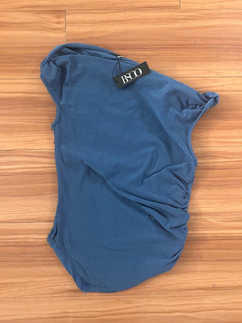 unused clothes for sale! (Category: Others Tops) located in Imus. Submitted by aaa1111__ (Listing ID 1376378397, Image 2). Description: decluttering preloved/unused clothes for sale 🌷 location: general trias mod: lalamove/j&t mop: bdo/gcash PM ME FOR PRICE 🌷.