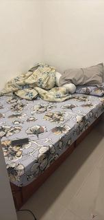 (Category: ) located in . Submitted by decluttering.mari (Listing ID 1376353490, Image 1). Description: .