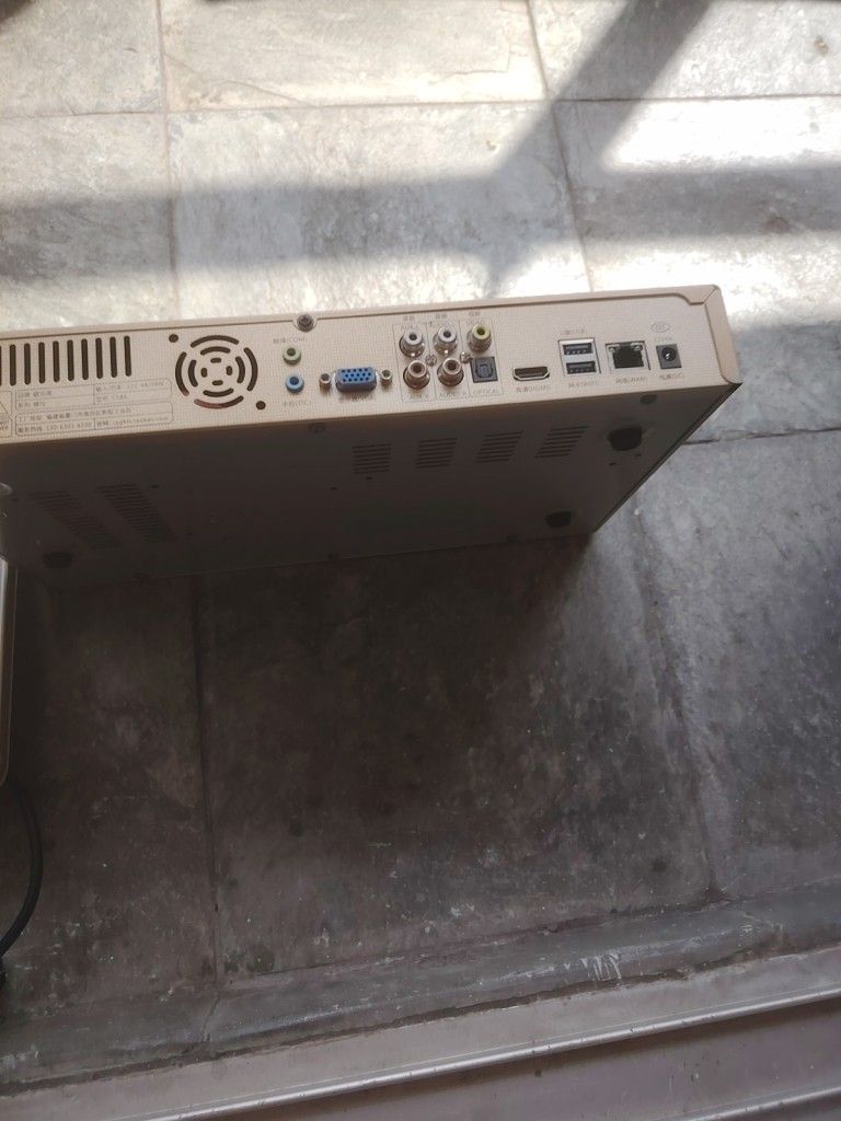 White Monitor with Black Cable62863060192129111