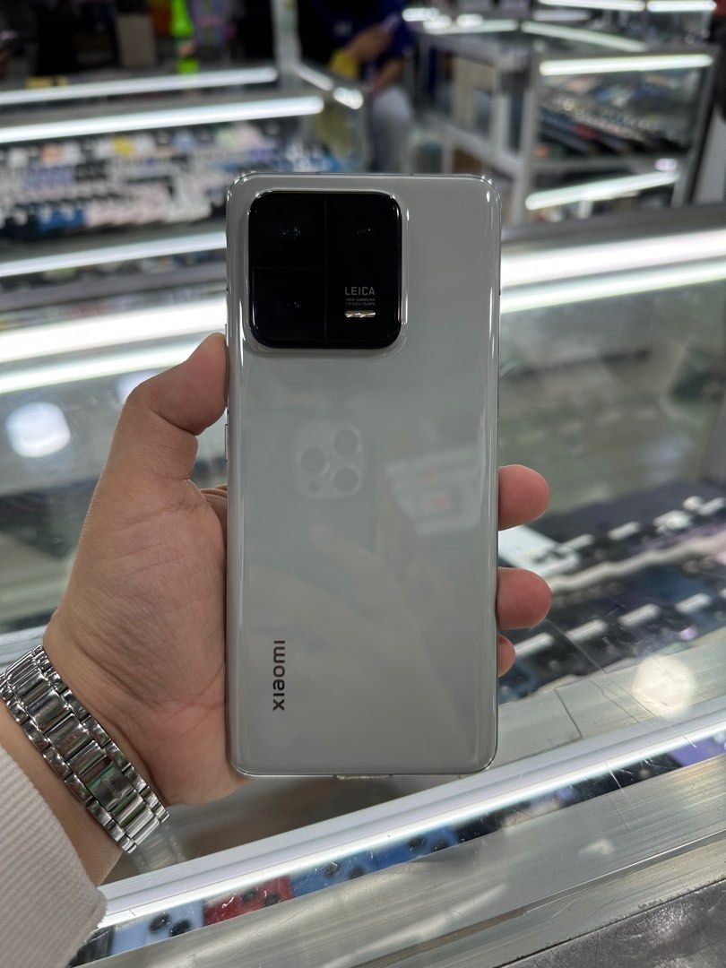 Xiaomi 13 Pro 256gb CN NO ISSUE FU (Category: Xiaomi) located in San Juan City. Submitted by javedsgadgetshop (Listing ID 1376385309, Image 1). Description: INSTALLMENT OPTIONS : SPAY LATER / GGIVES / CREDIT CARD! WE BUY AND SELL SO PWEDE MAGBINTA OR SWAP ! Quick Specs : Xiaomi 13 Pro •256gb •CHINA Variant •Good batt health •Factory Unlock •95% Smoothness •No hidden issue | No Repaired •100% Authentic | Not Refurbished •w/ OEM Charger & store war