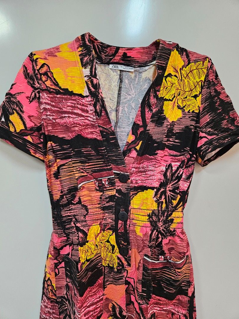 ZARA hawaiian sunset printed jumpsuit (Category: Jumpsuits) located in Pasig City. Submitted by authph (Listing ID 1376297775, Image 3). Description: SMALL on tag can also fit XS WAIST size laid flat : 12" stretchy / garterized waist sf c/o buyer delivery : j&t / lalamove / grab mop : gcash / bpi / unionbank / maya strictly no cod.