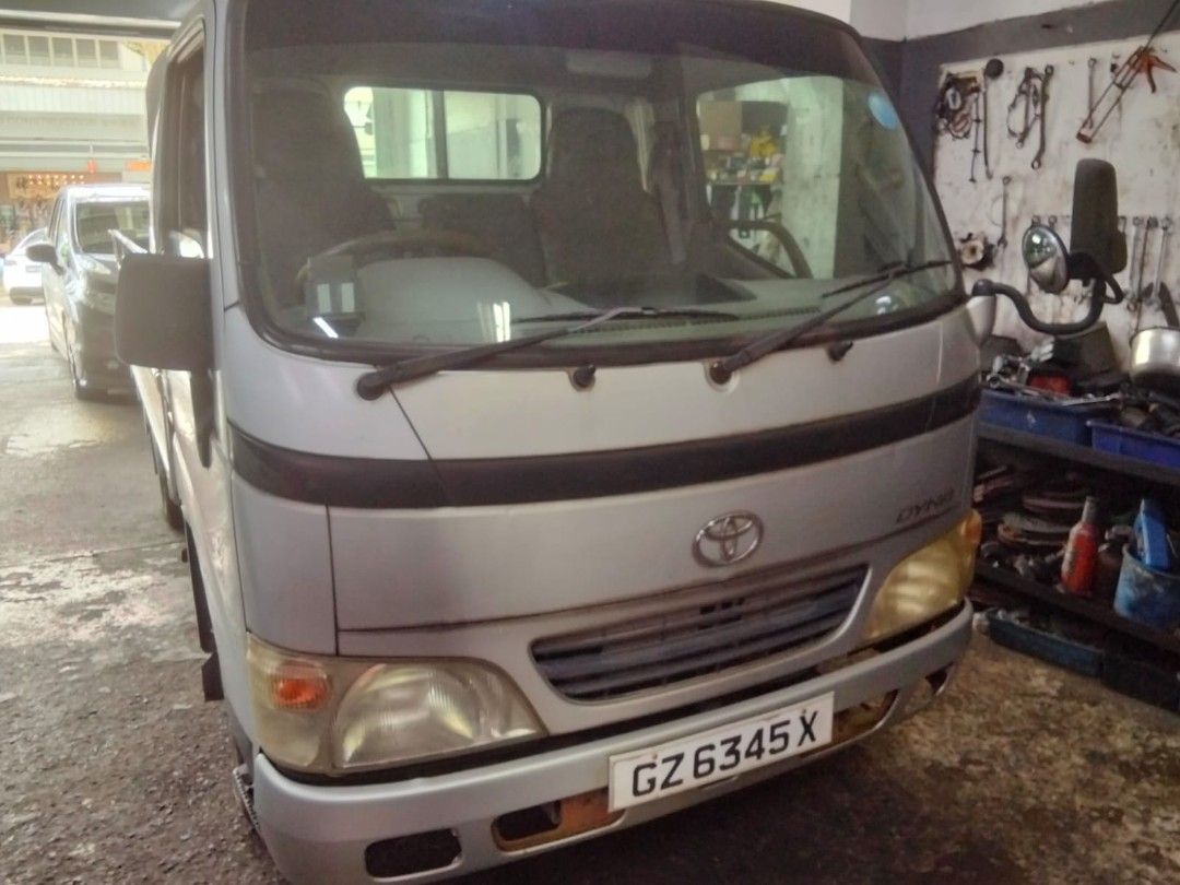 10ft lorry for rent (manual)62872685412610111