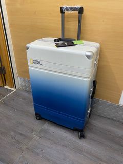 （分類：）位於 。 由 luggageking 提交（商品編號 1376605093，圖片 1）。簡介： 。