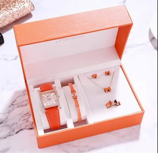 (Category: ) located in . Submitted by filzah.fashionablecloset (Listing ID 1376595568, Image 1). Description: .
