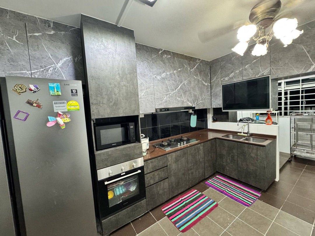 CHEAP 4 Room in Hougang!62863836156802113