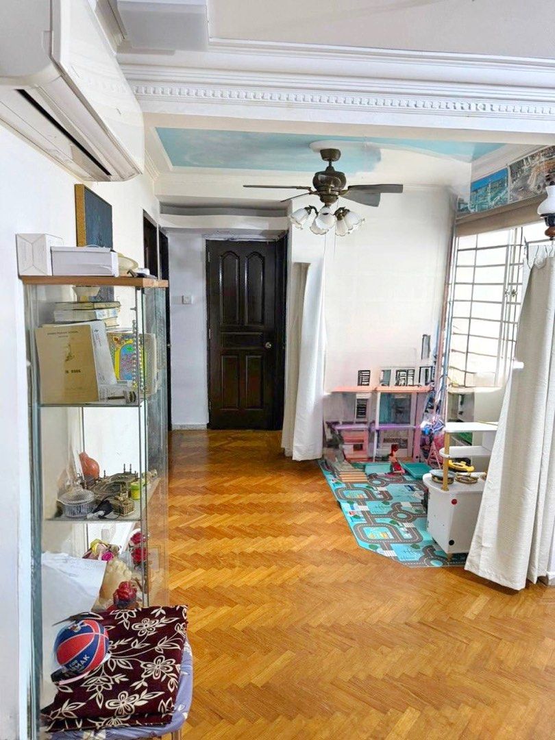 CHEAP 4 Room in Hougang!62863836156802112