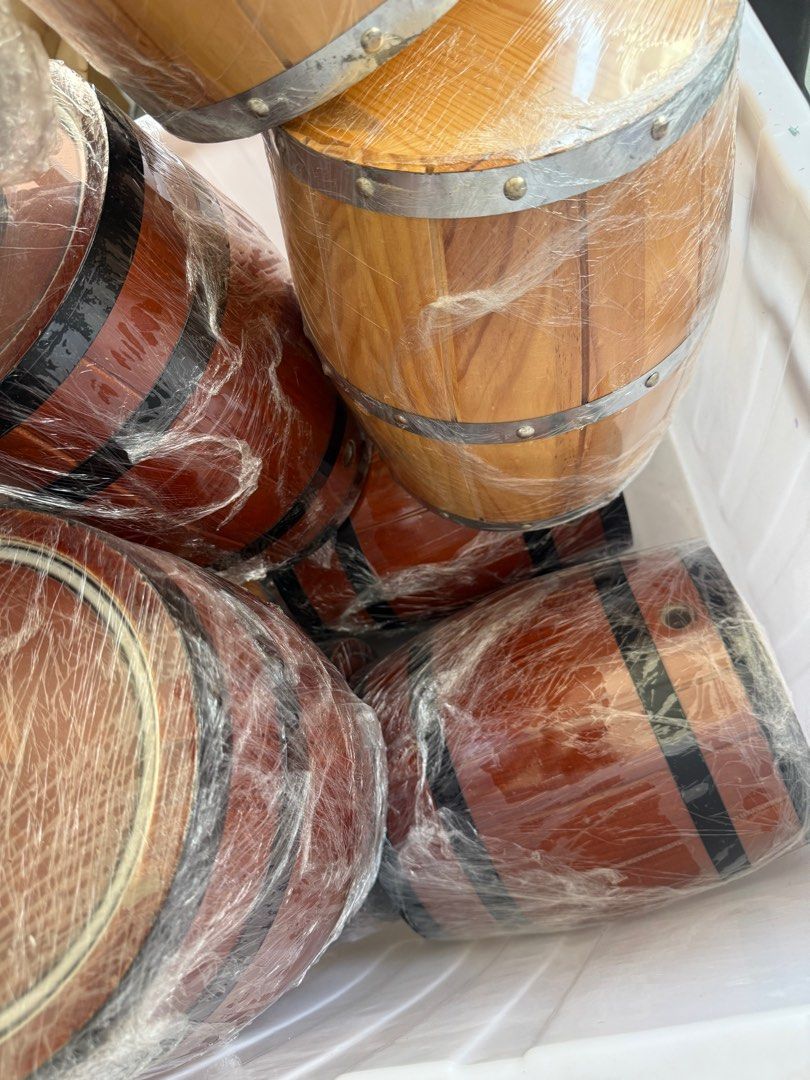 ⭐️Oak Barrel🍷 30cm高 酿酒橡木桶 x 9️⃣ /直徑 20cm diameter small wooden box jar ...