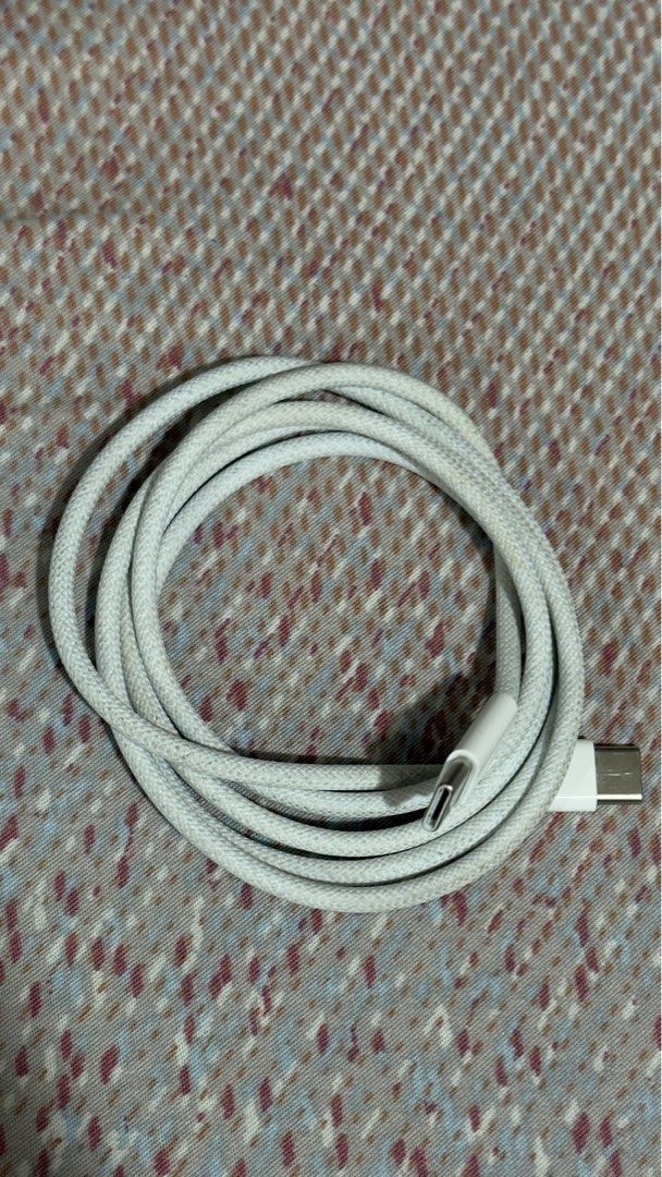 Apple Type-C Cable (Category: Cables & Adaptors) located in Pasay City. Submitted by tzuy0da (Listing ID 1376466060, Image 1). Description: Apple Type-C Cable included in 16PM box slight nego if pasay area .